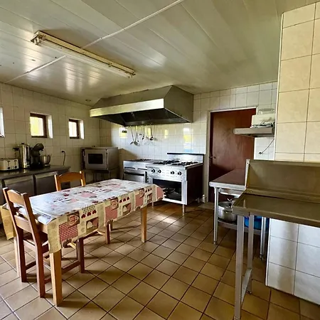 Tatil Evi Large House With Garden And Terrace In *